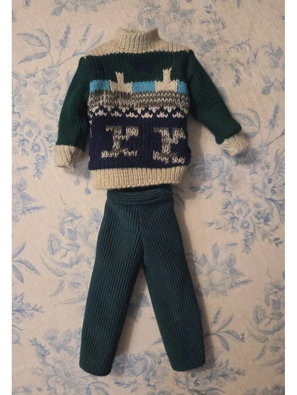 Barbie Fashion Avenue Ken Fashion Green Blue Sweater Green Pants Vintage 1997